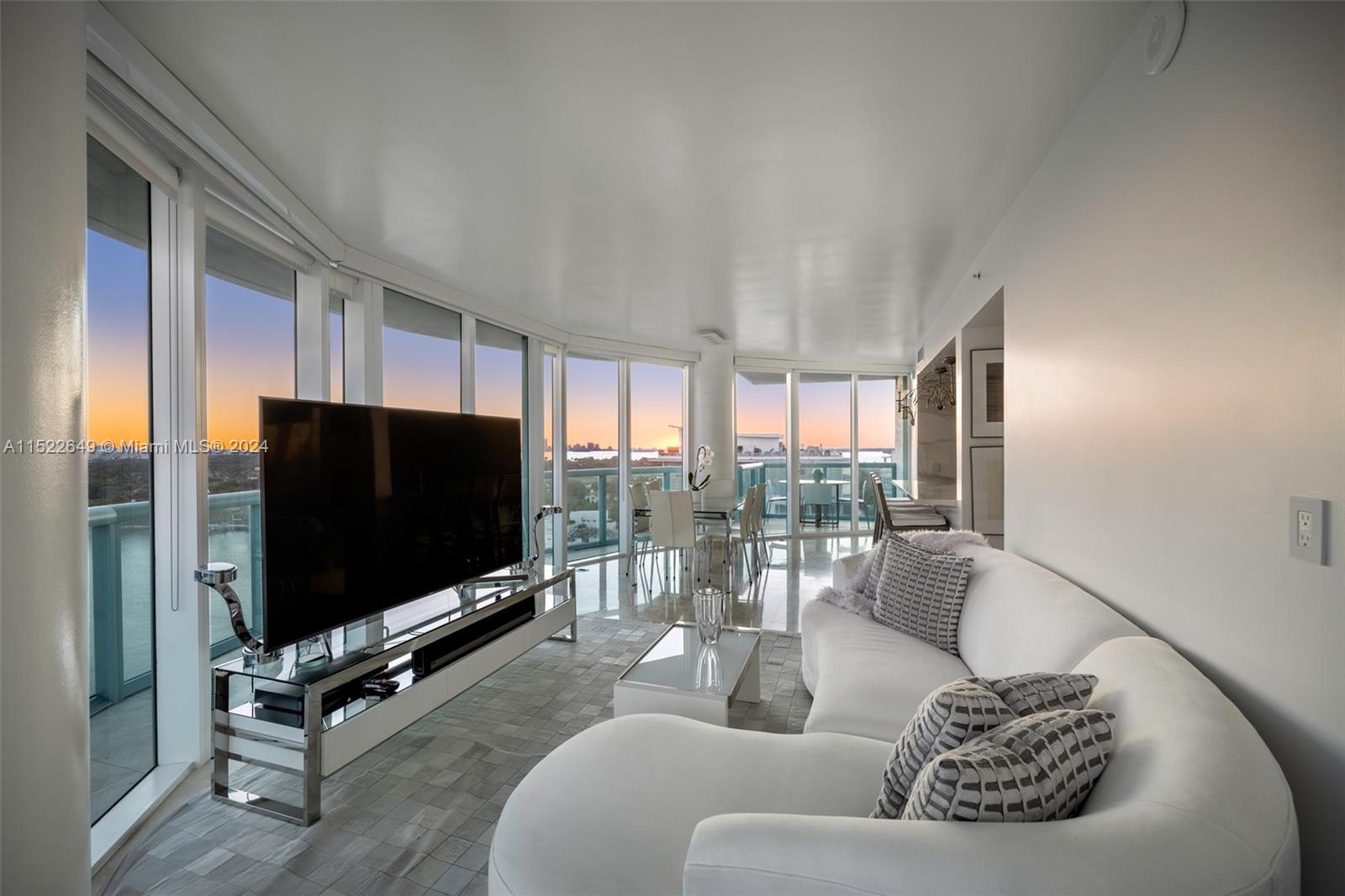 6000 Indian Creek Dr # 15A