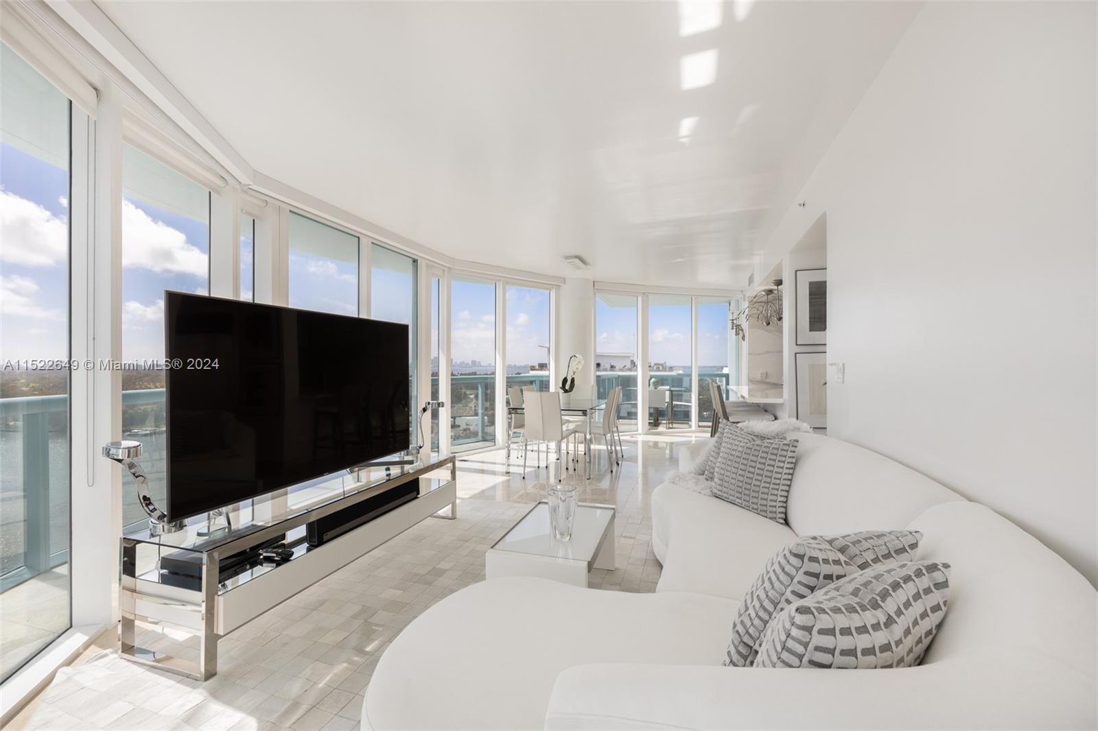 6000 Indian Creek Dr # 15A