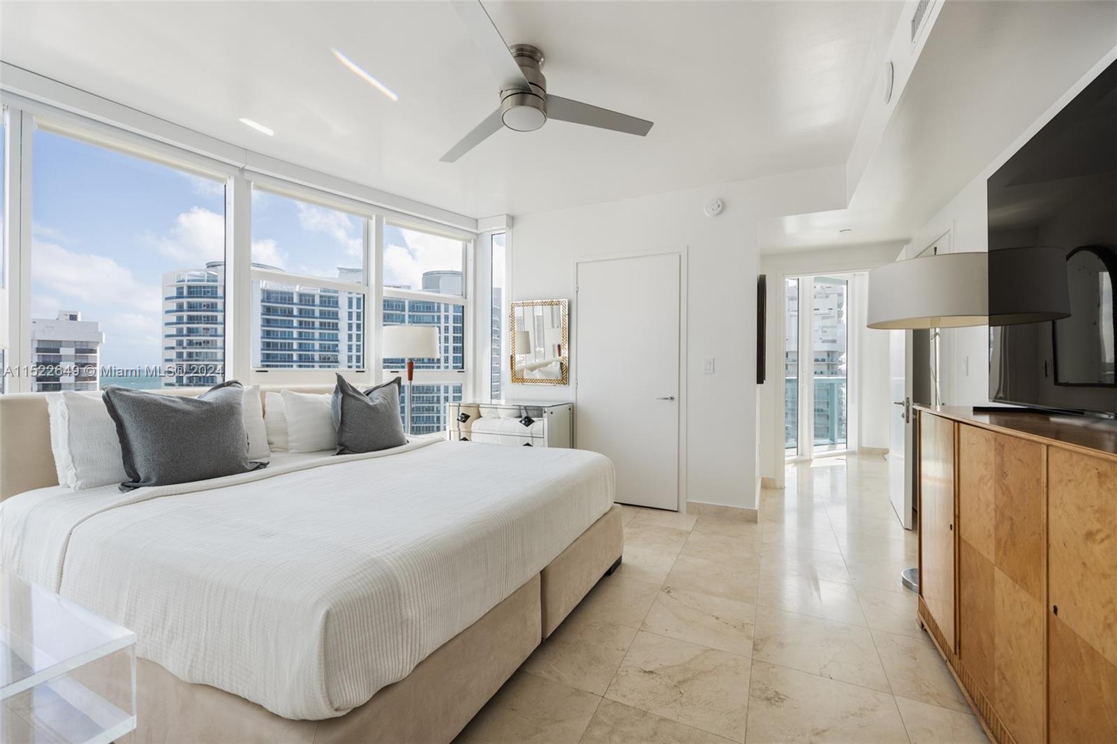 6000 Indian Creek Dr # 15A