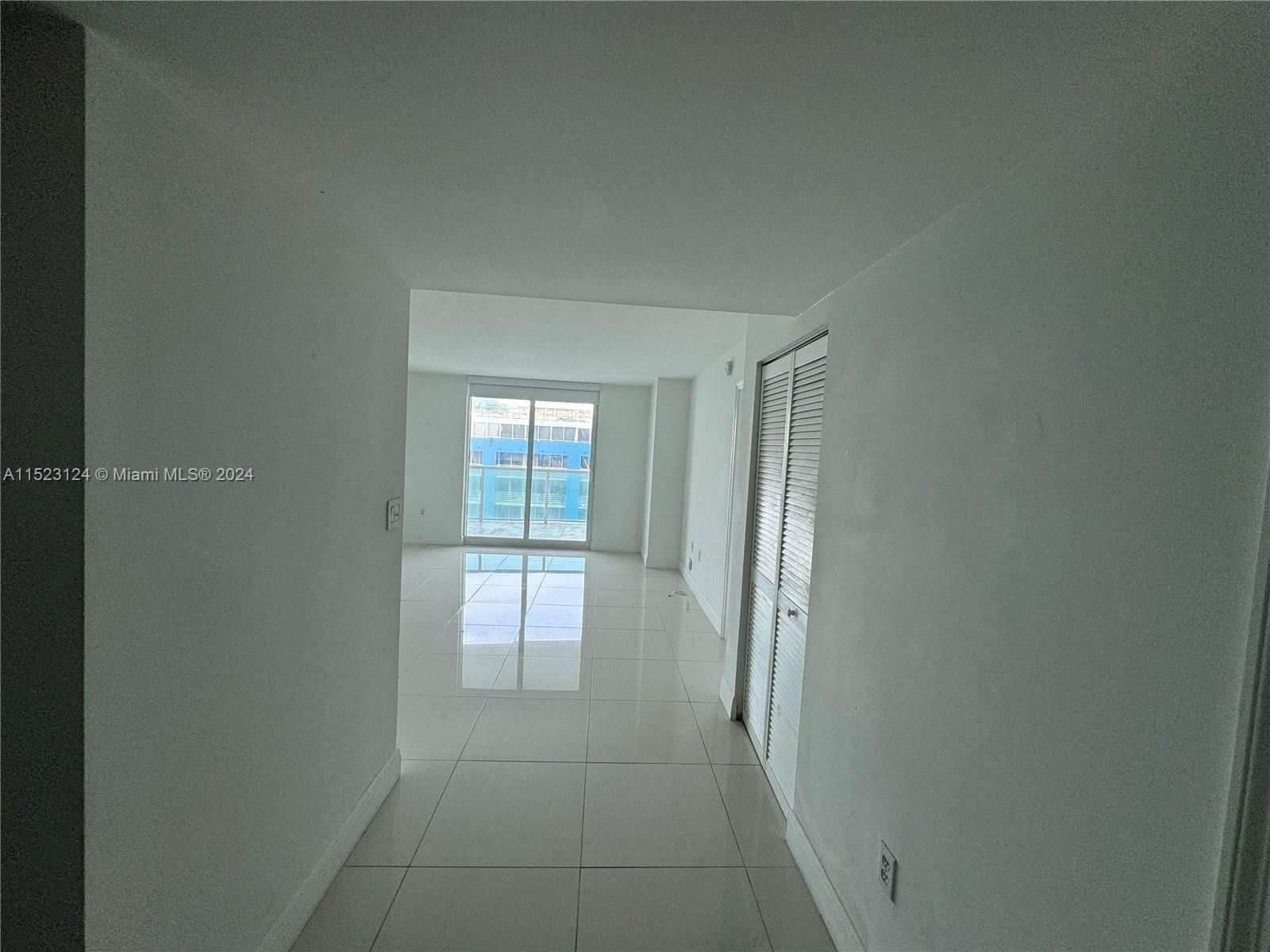 2101 Brickell Ave # 1603