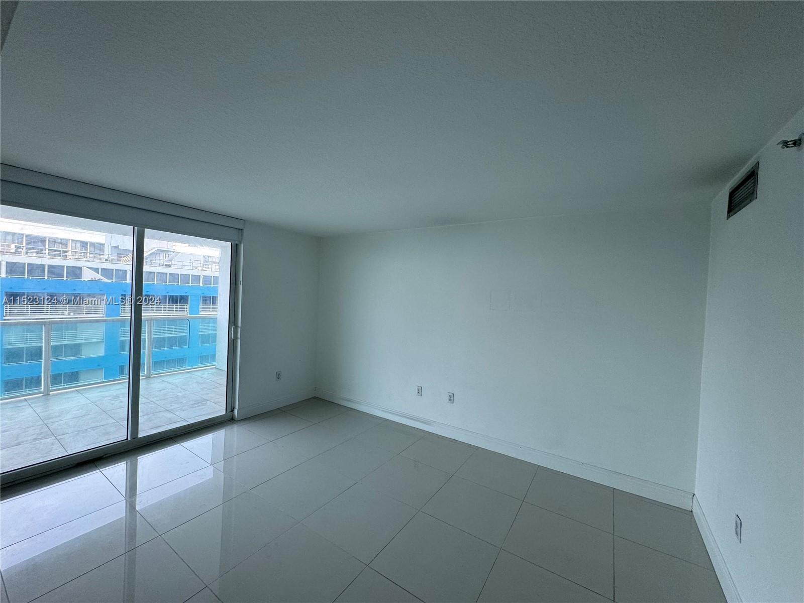 2101 Brickell Ave # 1603