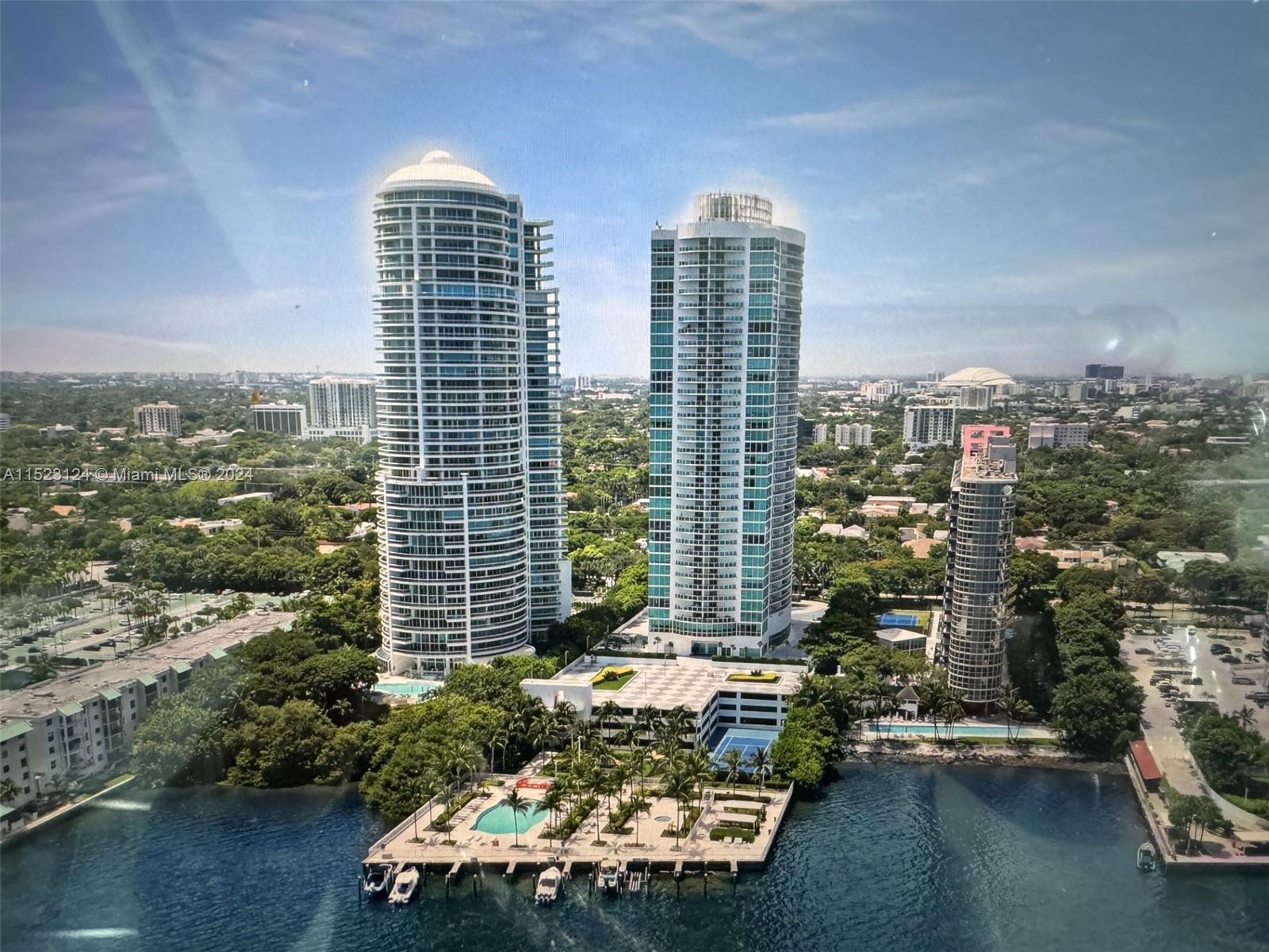 2101 Brickell Ave # 1603