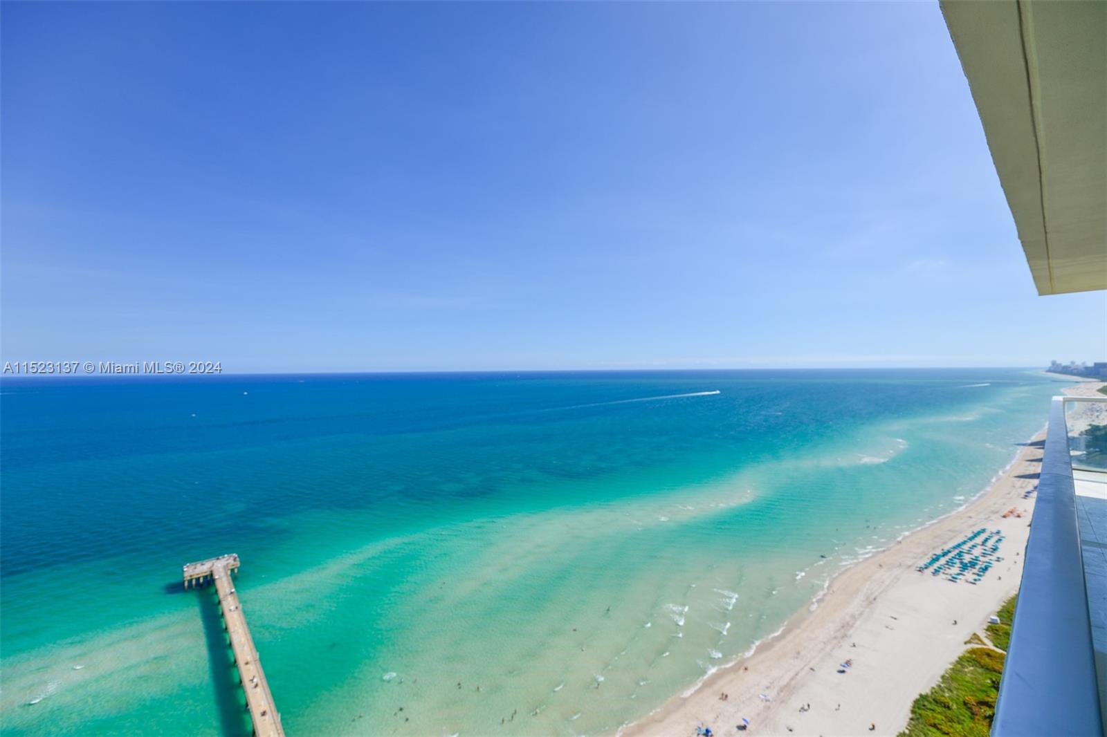 16699 Collins Ave # 3302