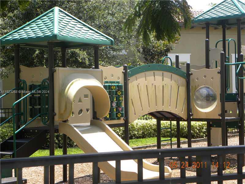 917 SW 147th Ave # 2006