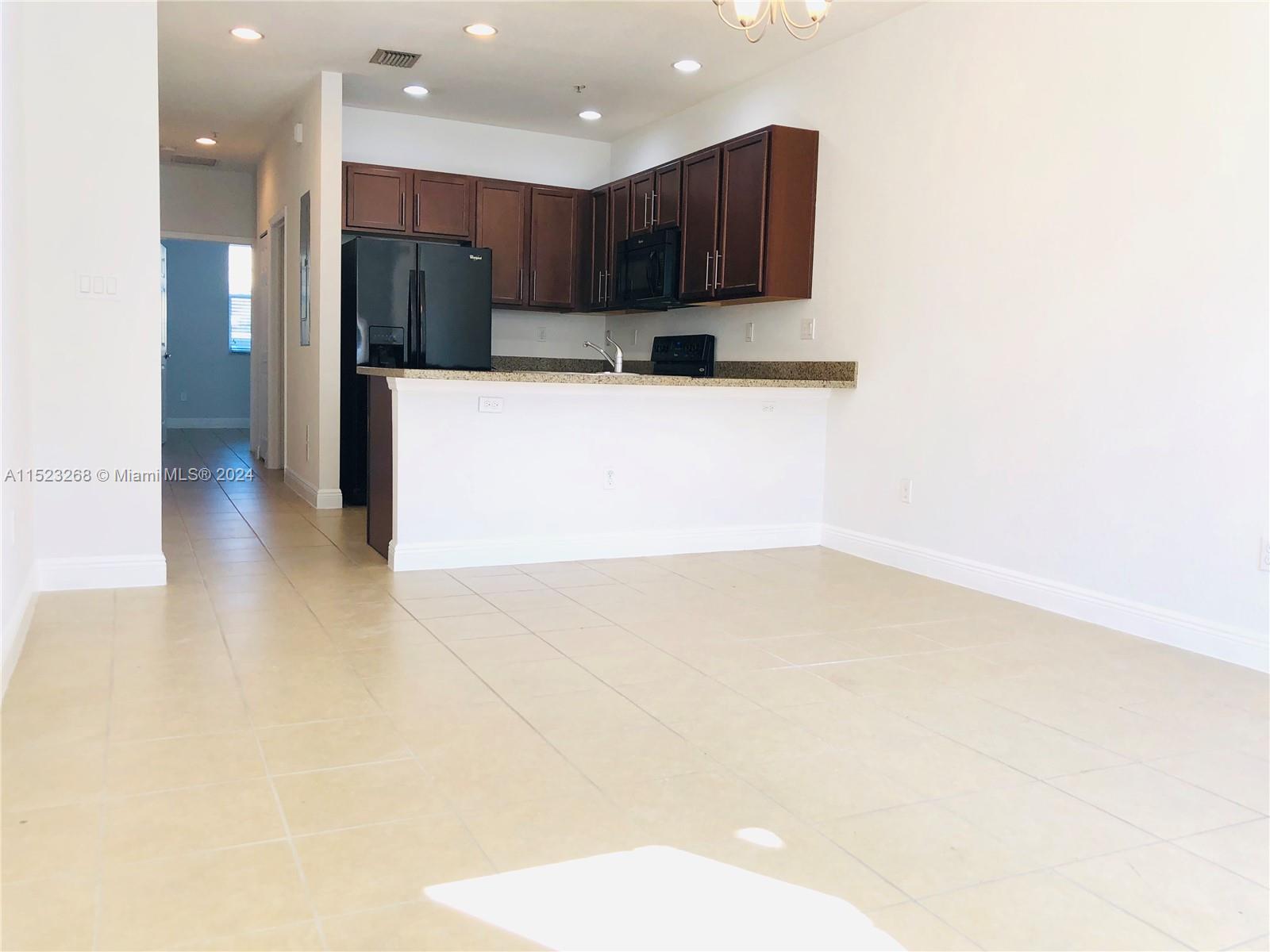 917 SW 147th Ave # 2006