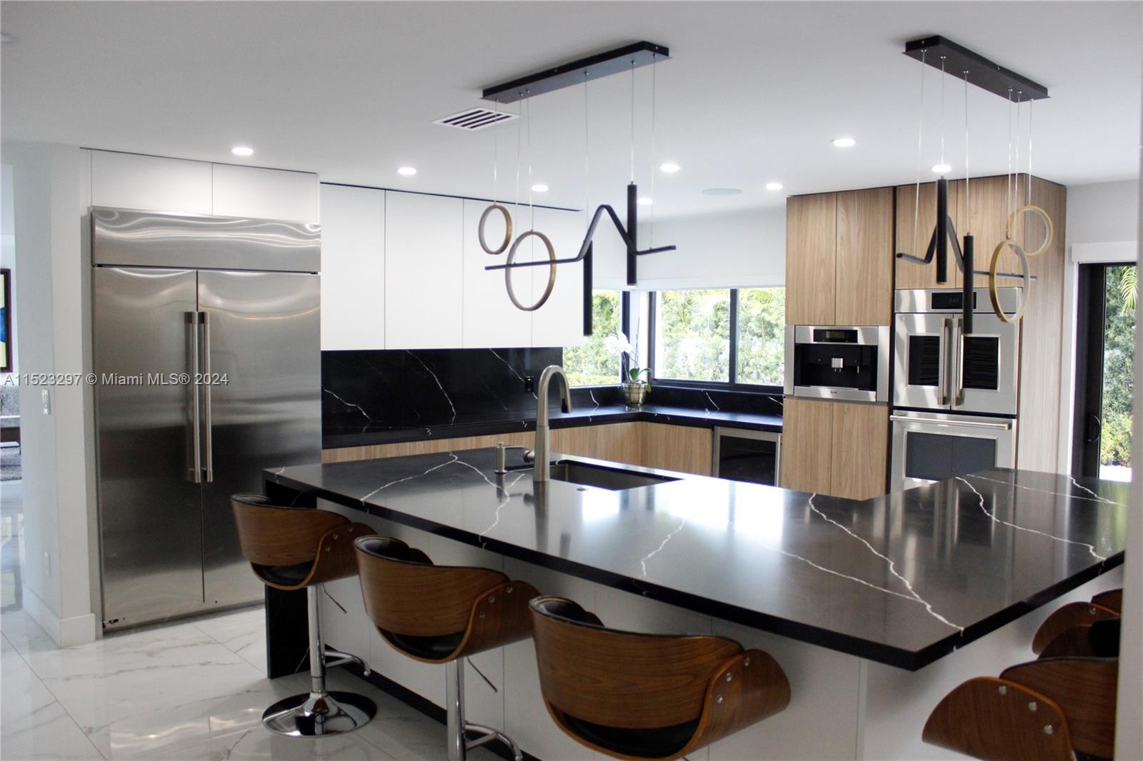 5443 NW 94th Doral Pl