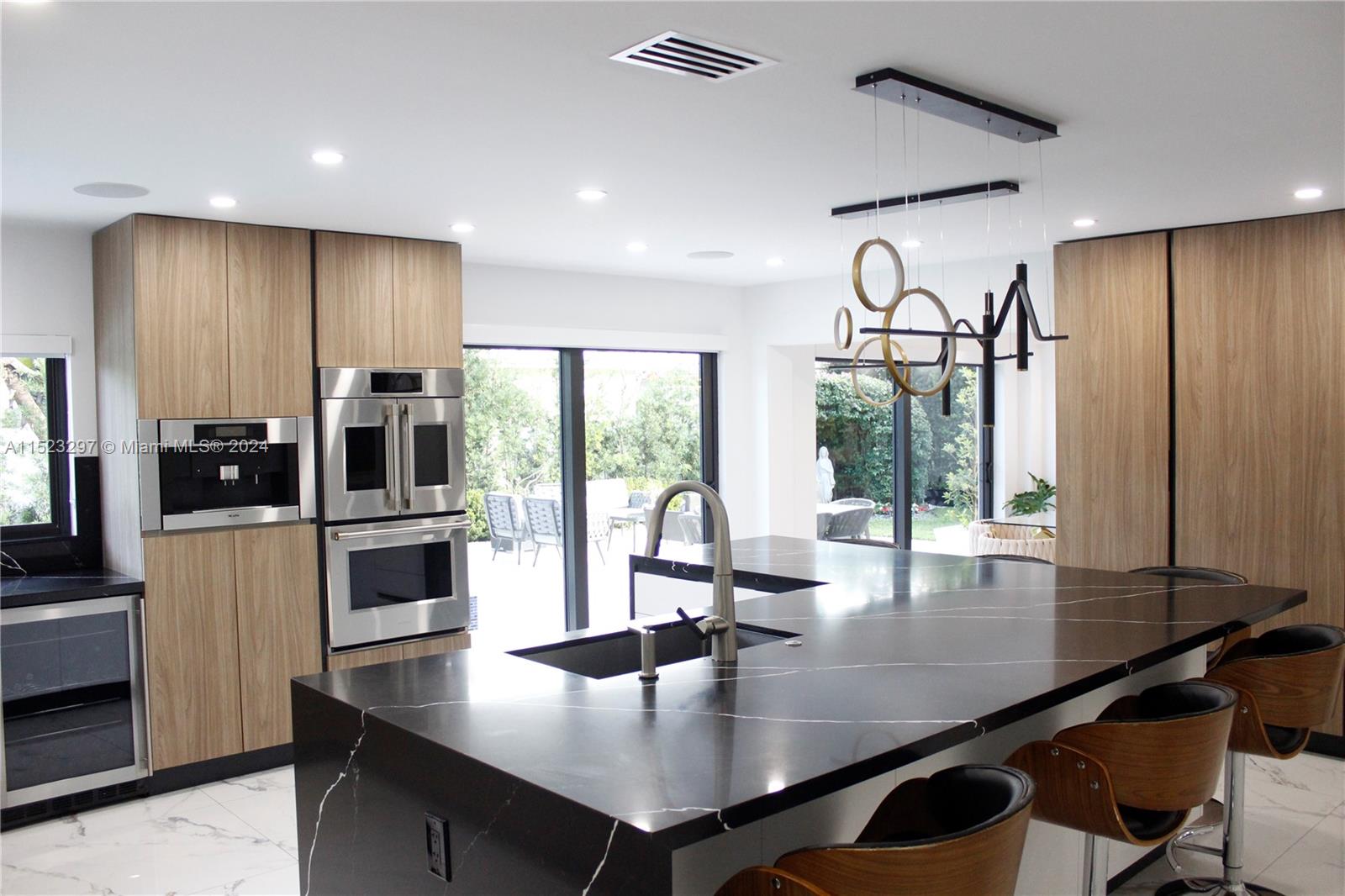 5443 NW 94th Doral Pl