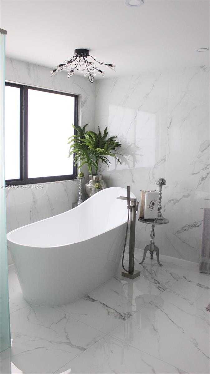 5443 NW 94th Doral Pl