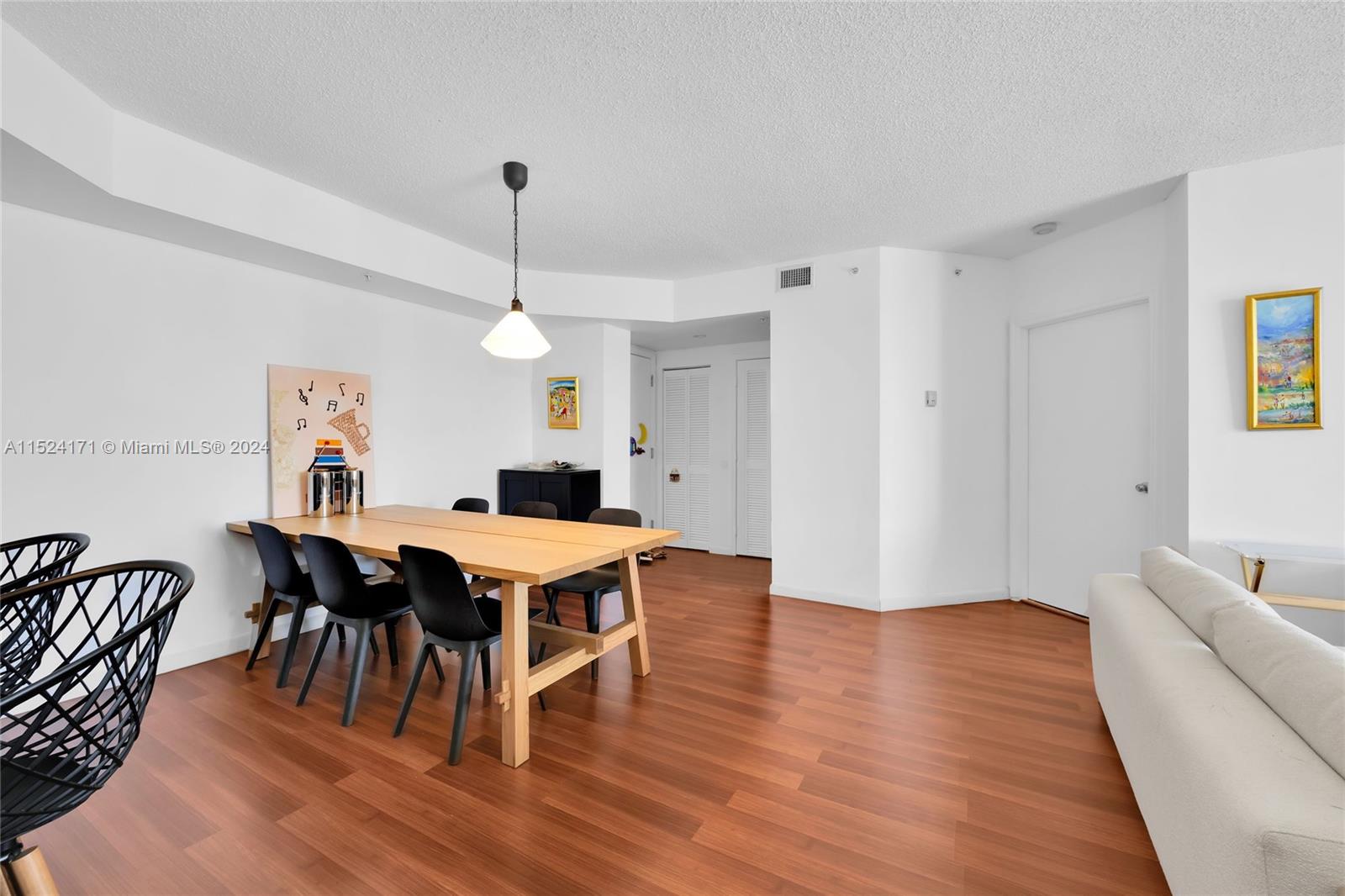 701 Brickell Key Blvd # 1911