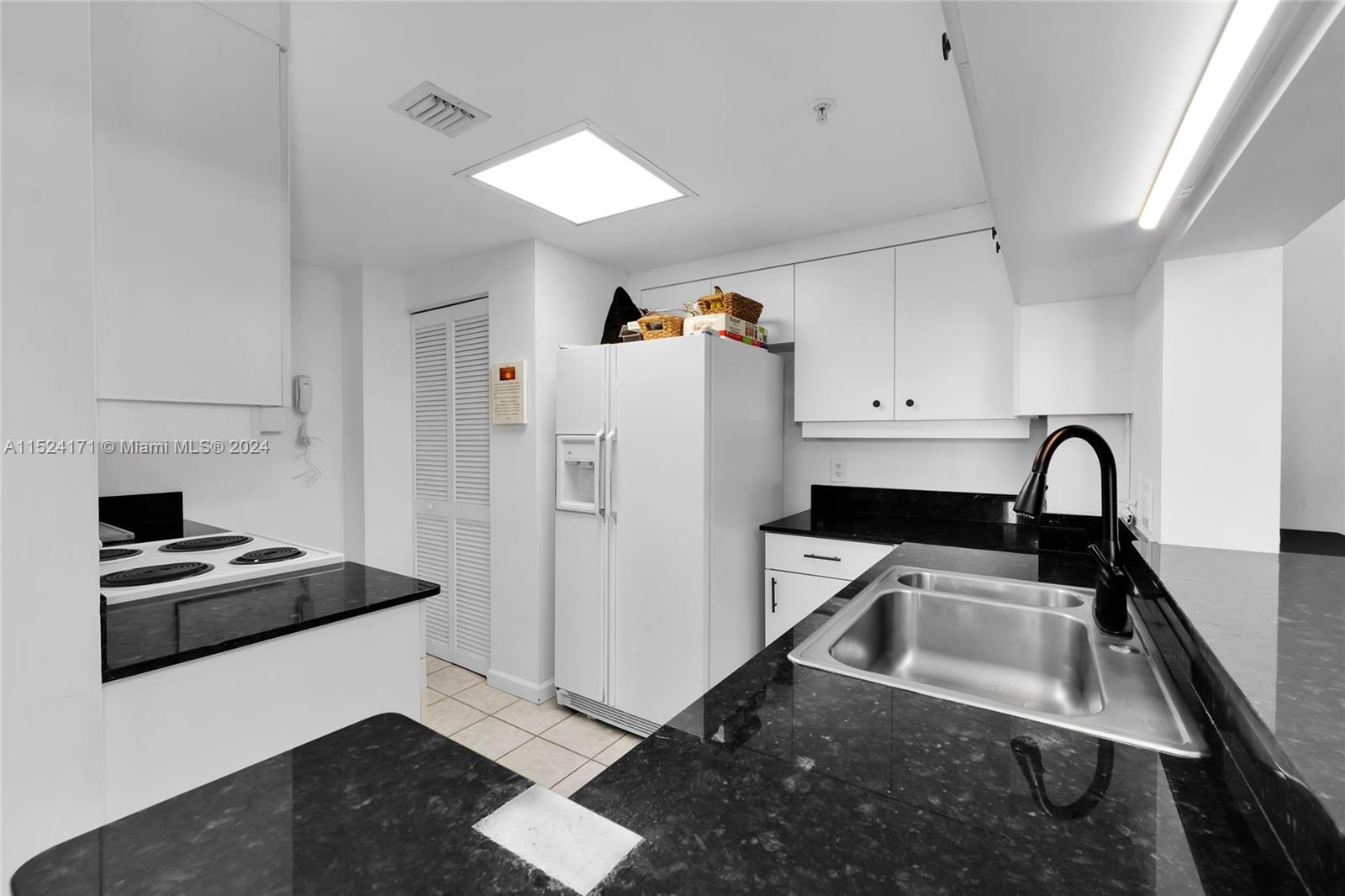701 Brickell Key Blvd # 1911