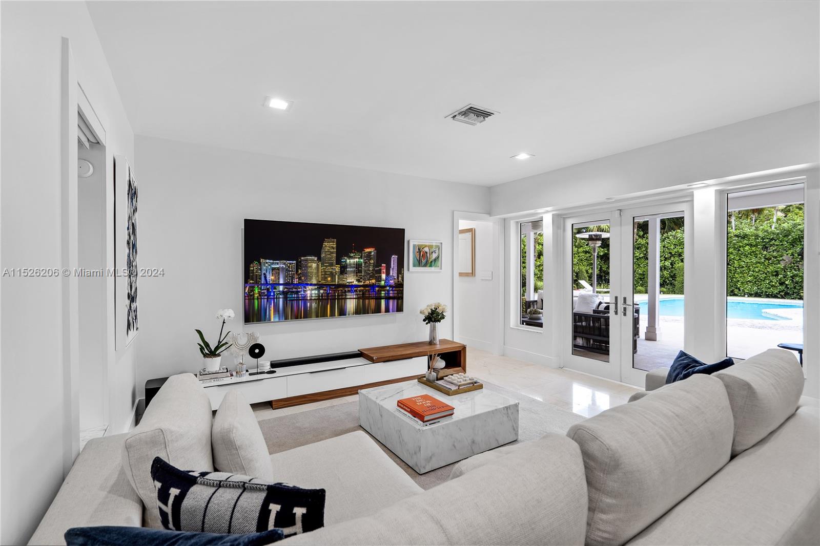 3591 N Prospect Dr