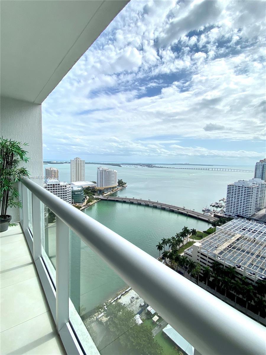 495 Brickell Ave # 2909
