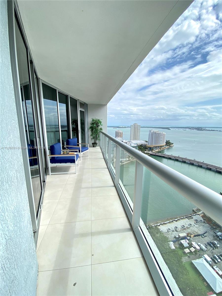 495 Brickell Ave # 2909