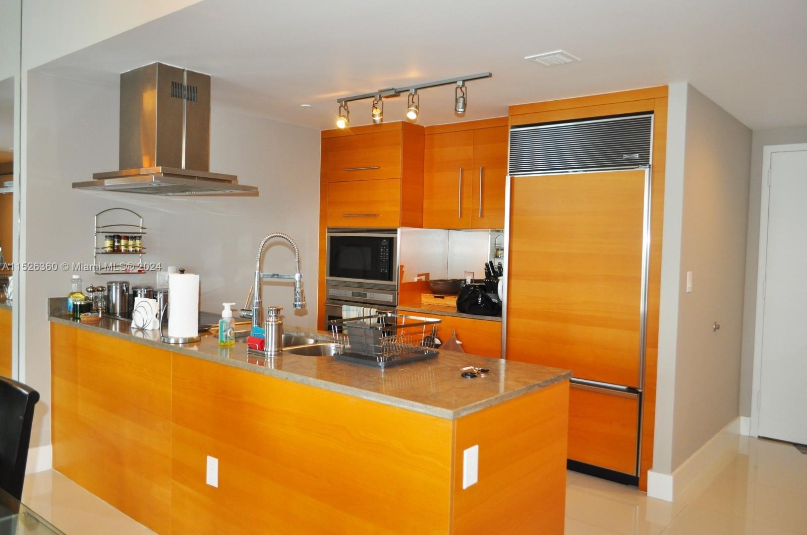 495 Brickell Ave # 2909