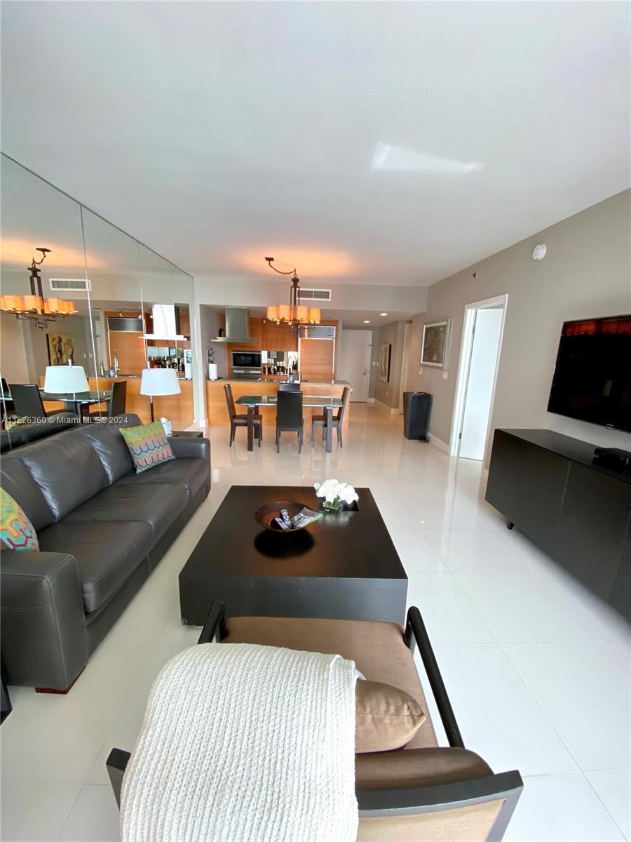 495 Brickell Ave # 2909