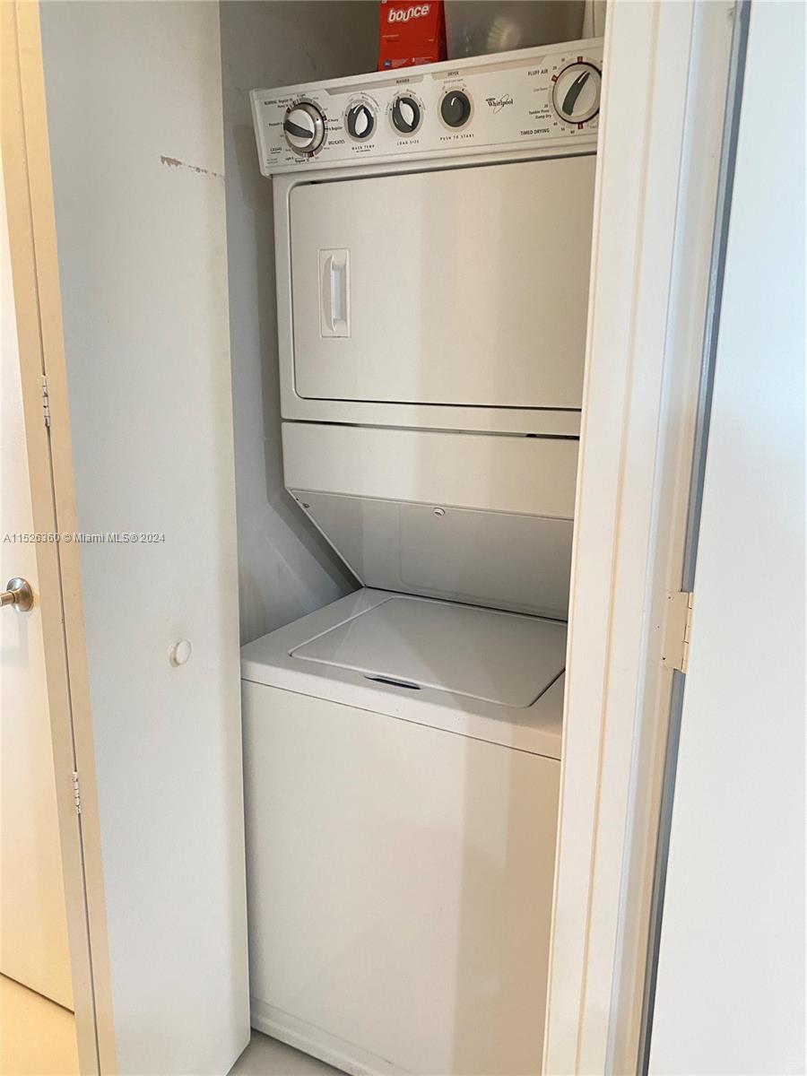 495 Brickell Ave # 2909