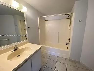 9437 Fontainebleau Blvd # 213