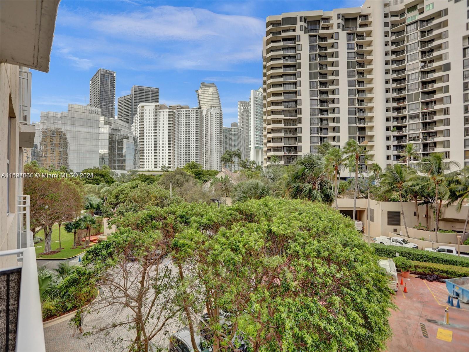 770 Claughton Island Dr # 405