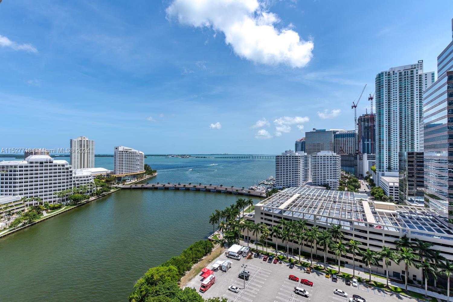 495 Brickell Ave # 1905