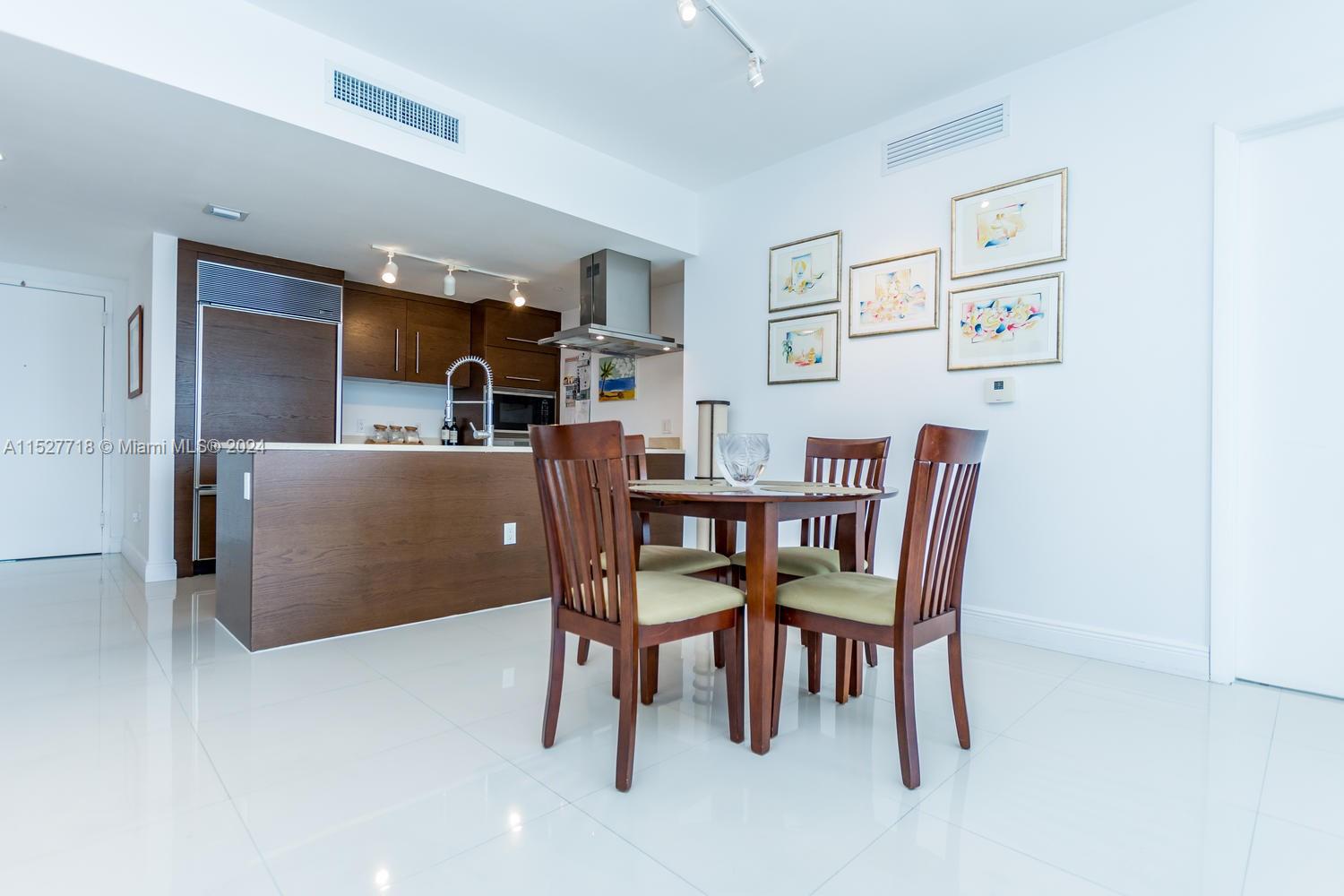 495 Brickell Ave # 1905