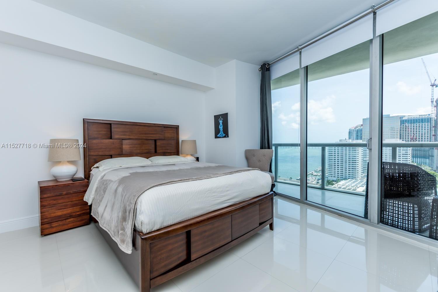 495 Brickell Ave # 1905