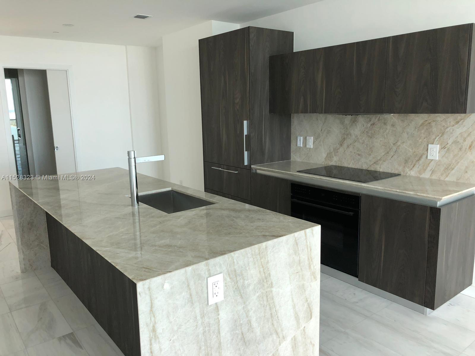 480 NE 31 STREET # 3504