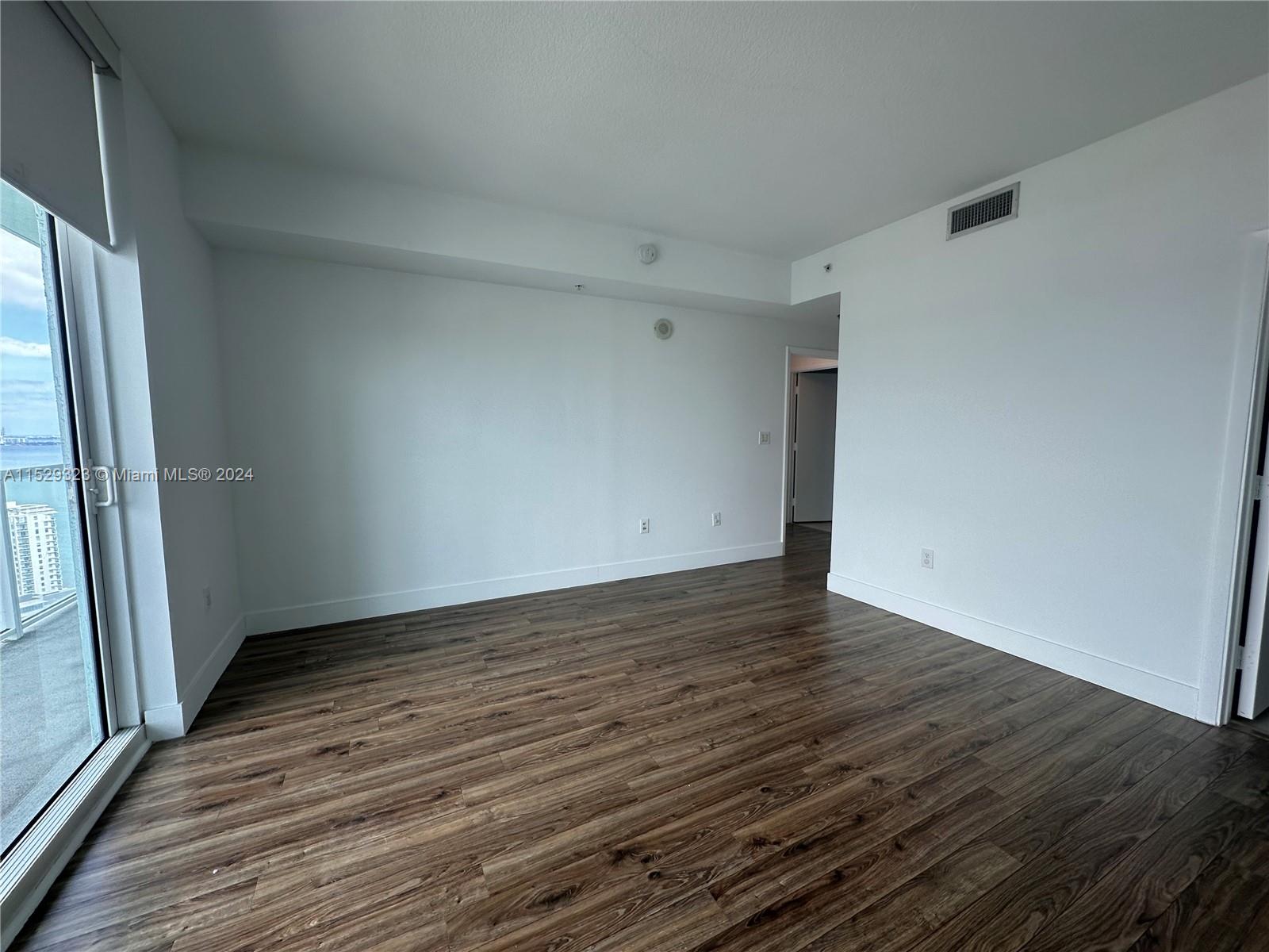 1900 N Bayshore Dr # 3812