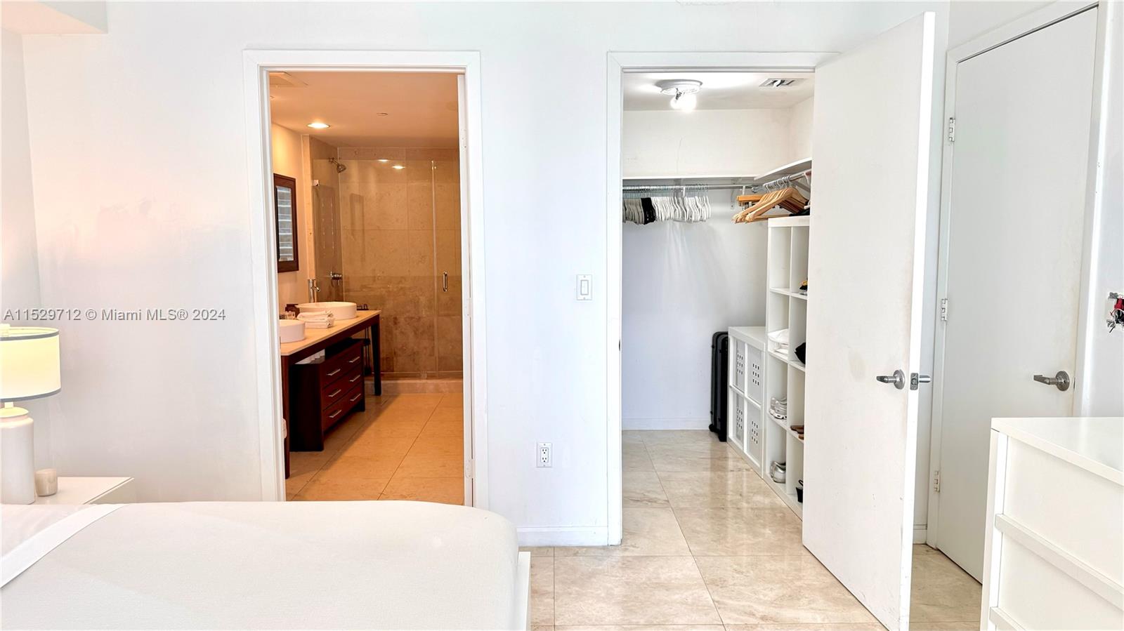 475 Brickell Ave # 2512