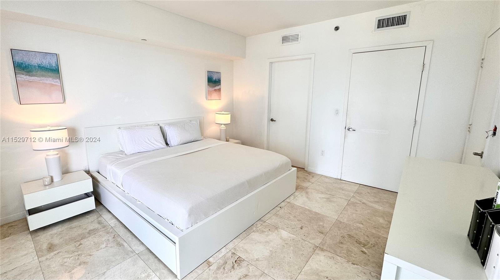 475 Brickell Ave # 2512