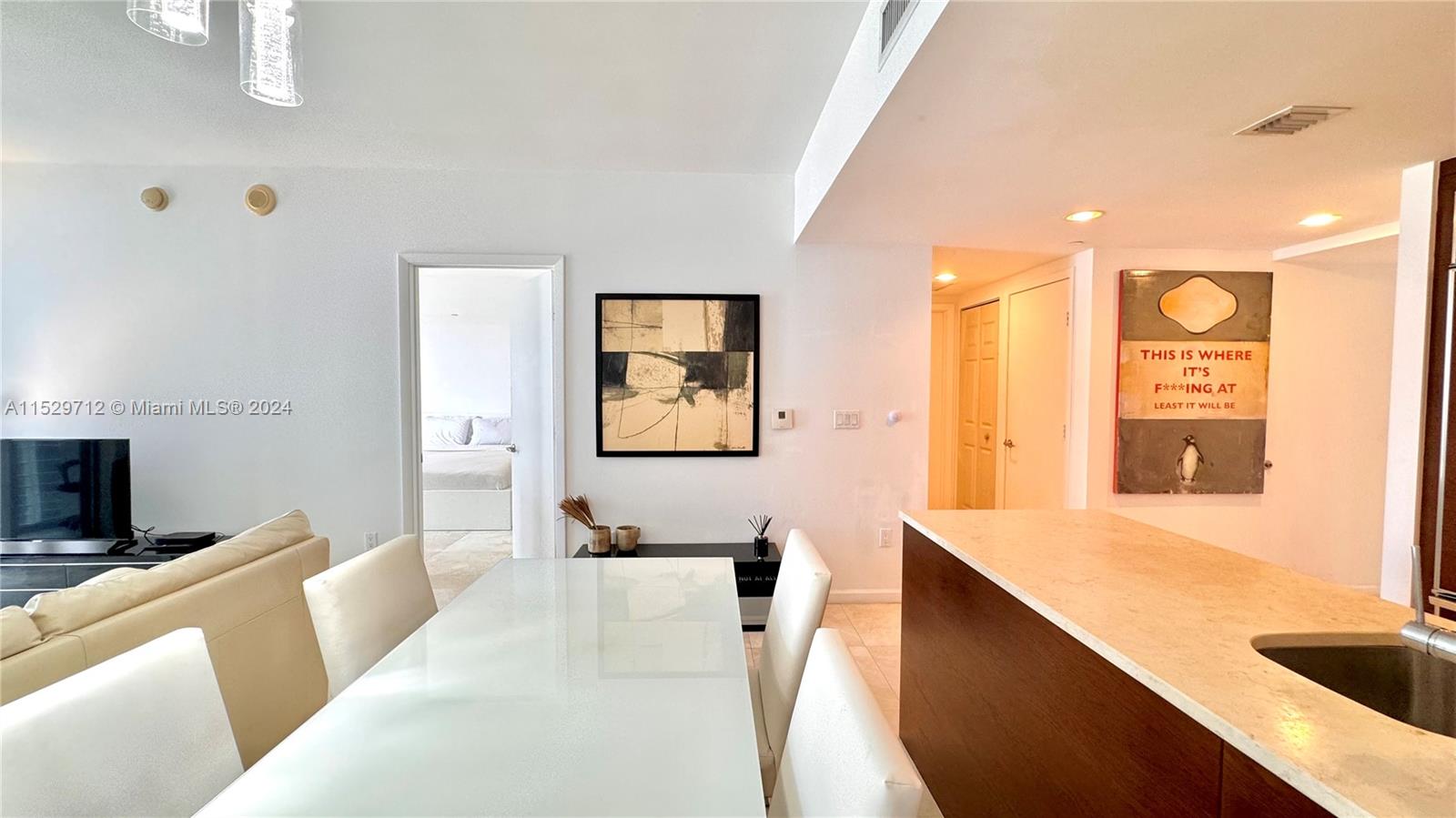 475 Brickell Ave # 2512