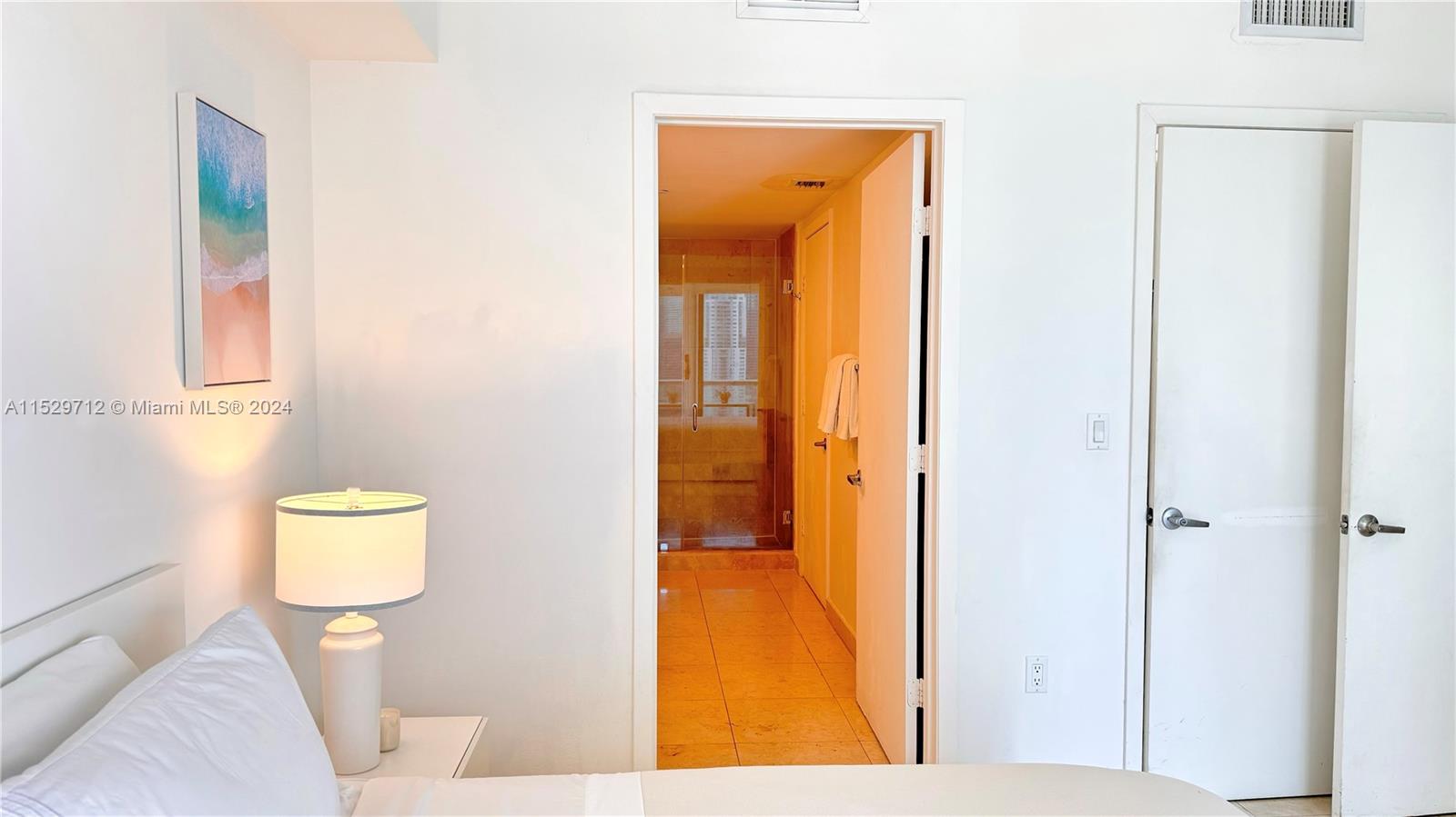 475 Brickell Ave # 2512