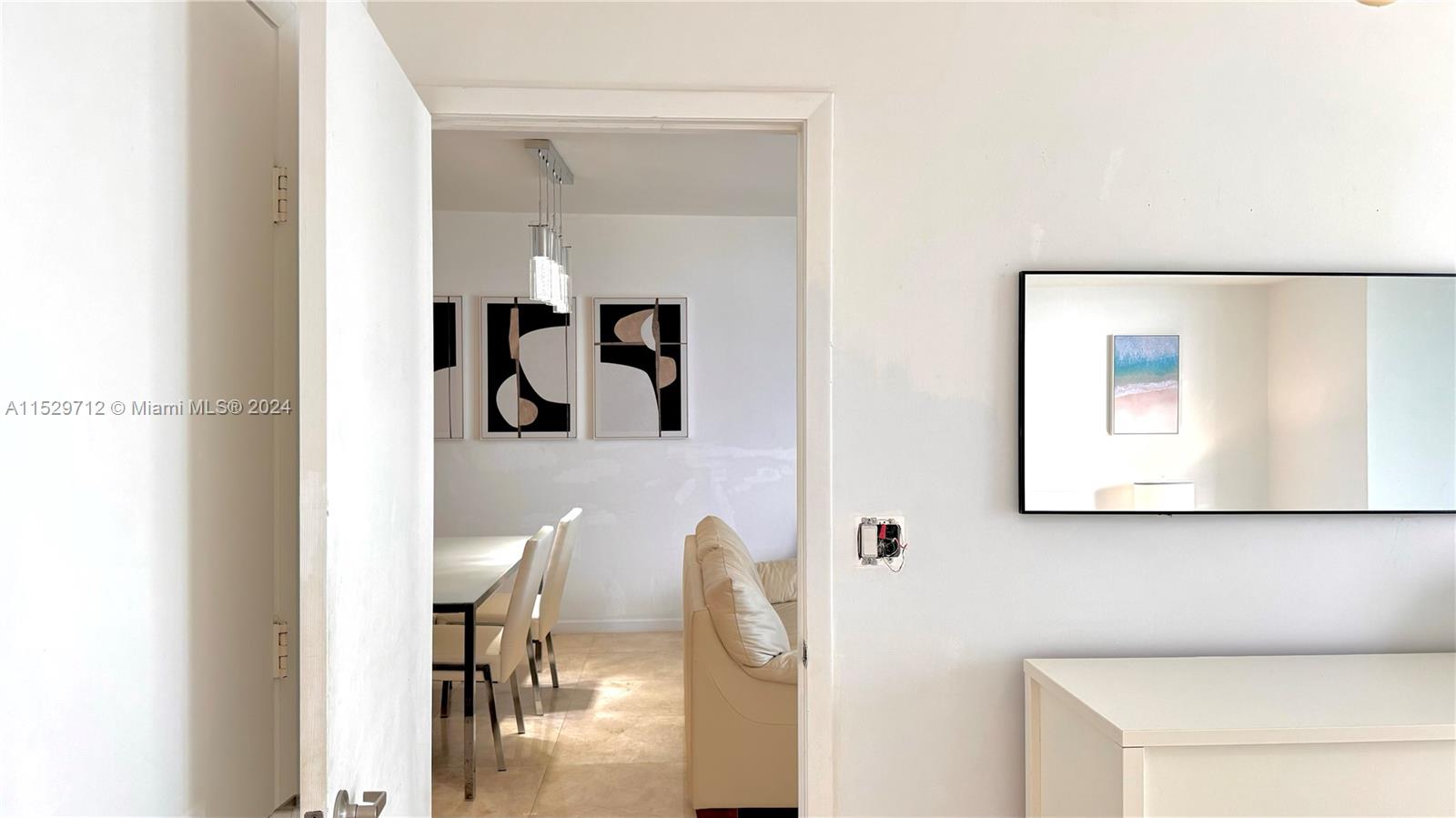 475 Brickell Ave # 2512