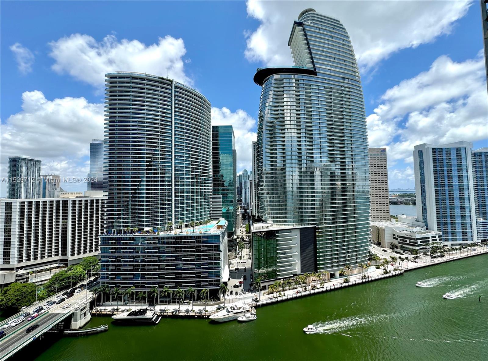 475 Brickell Ave # 2512
