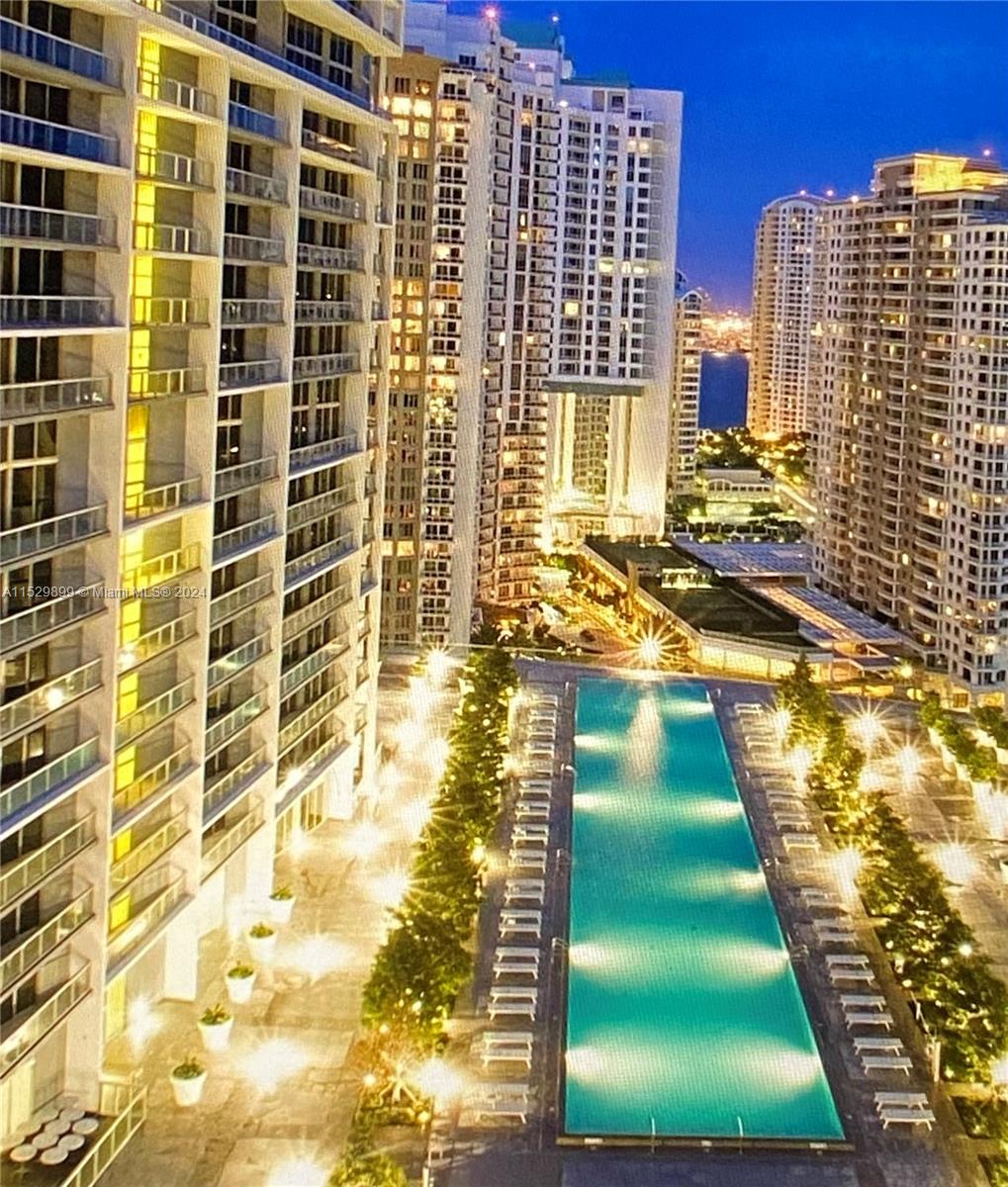 475 Brickell Ave # 2209