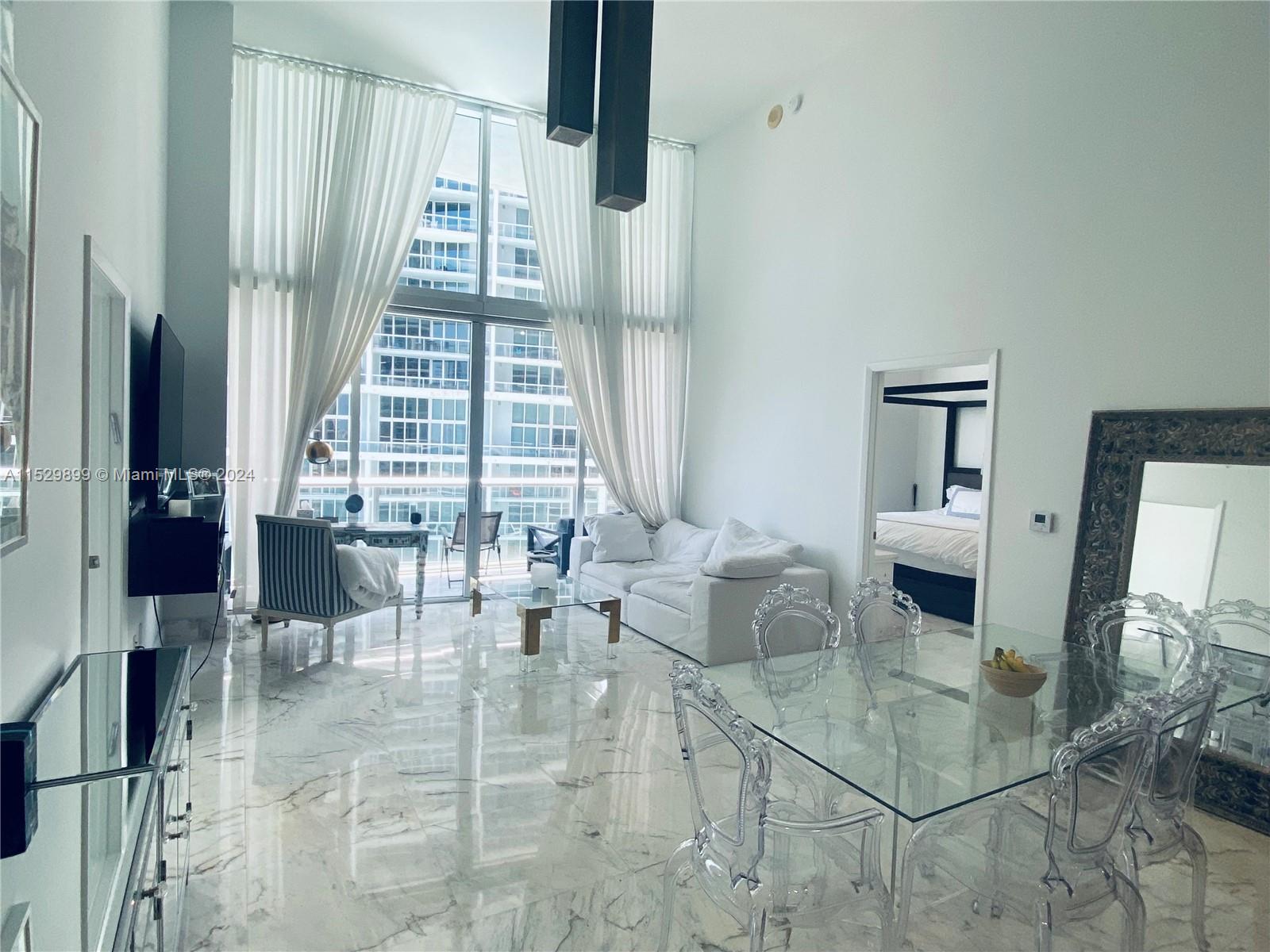 475 Brickell Ave # 2209