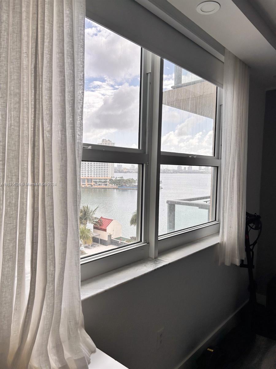 1155 Brickell Bay Dr # 1104