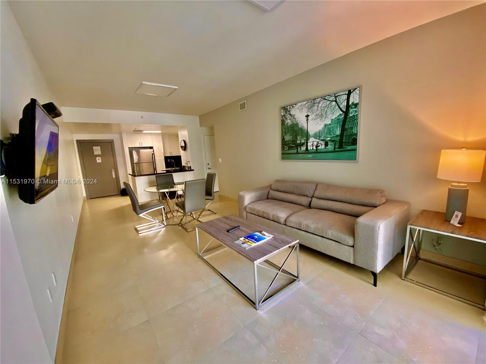 185 SE 14th Ter # 912