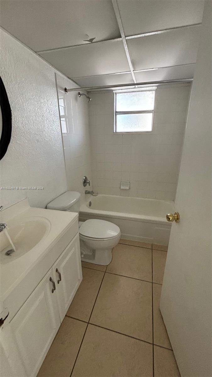 4861 NW 9th Dr # 4861