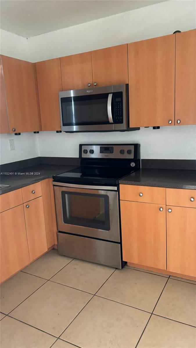 4861 NW 9th Dr # 4861