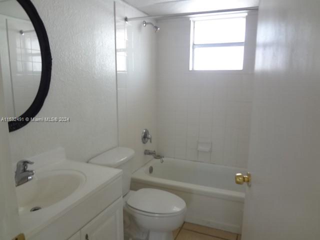 4861 NW 9th Dr # 4861