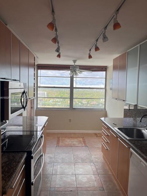 18051 Biscayne Blvd # 1905