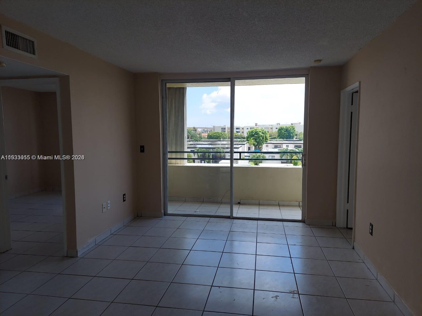 8320 NW 8th St # 407 Unit: 2-407