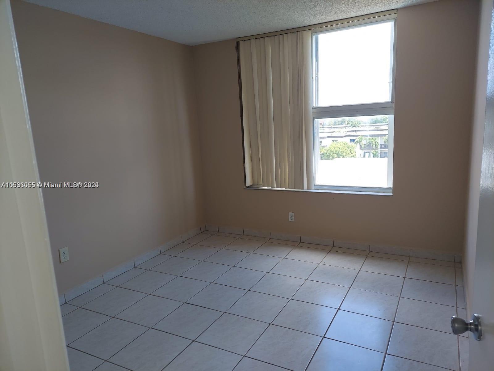 8320 NW 8th St # 407 Unit: 2-407