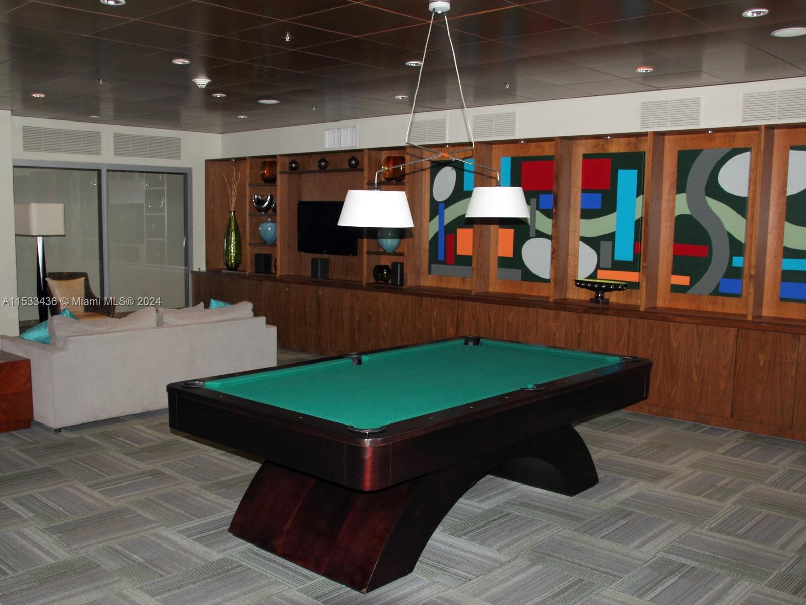 2641 N Flamingo Rd # 2505N