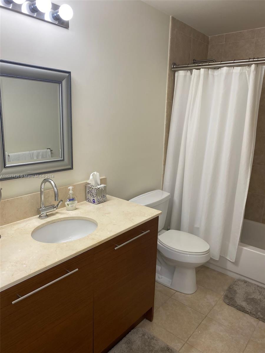 2641 N Flamingo Rd # 2505N