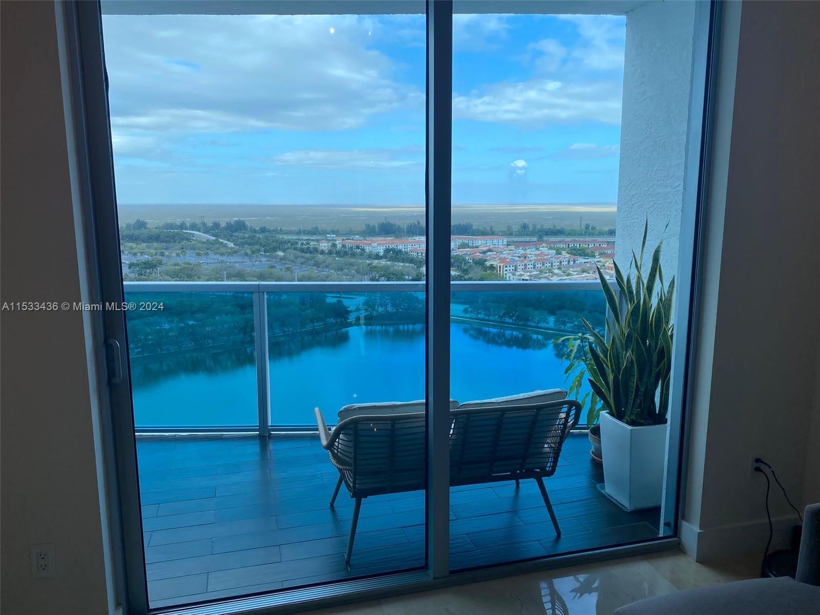 2641 N Flamingo Rd # 2505N