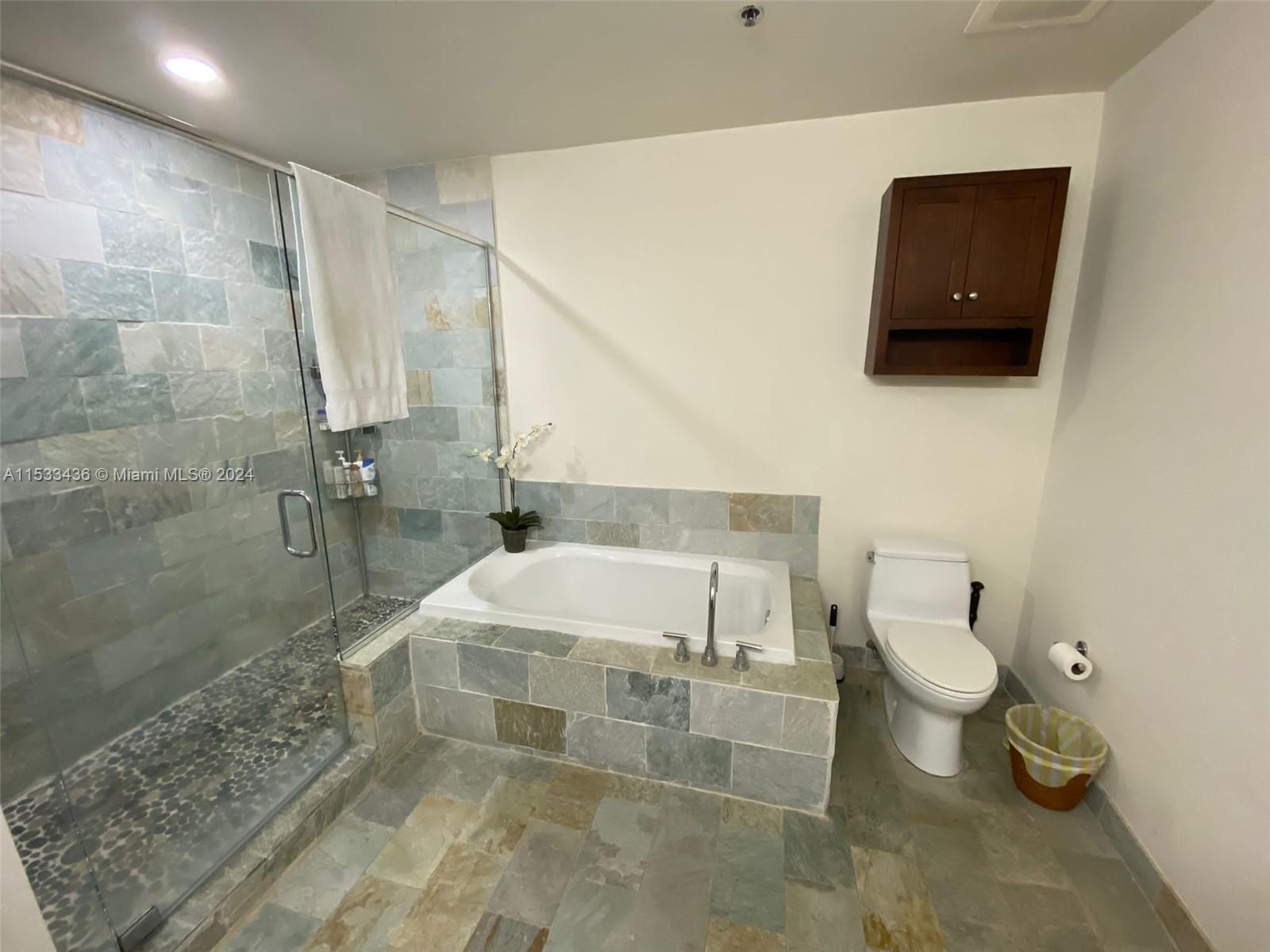 2641 N Flamingo Rd # 2505N