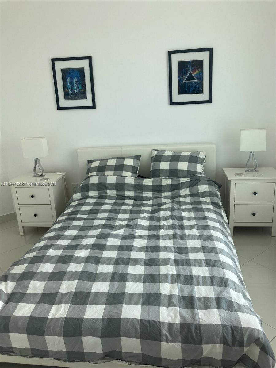 350 S Miami Ave Unit: 3907