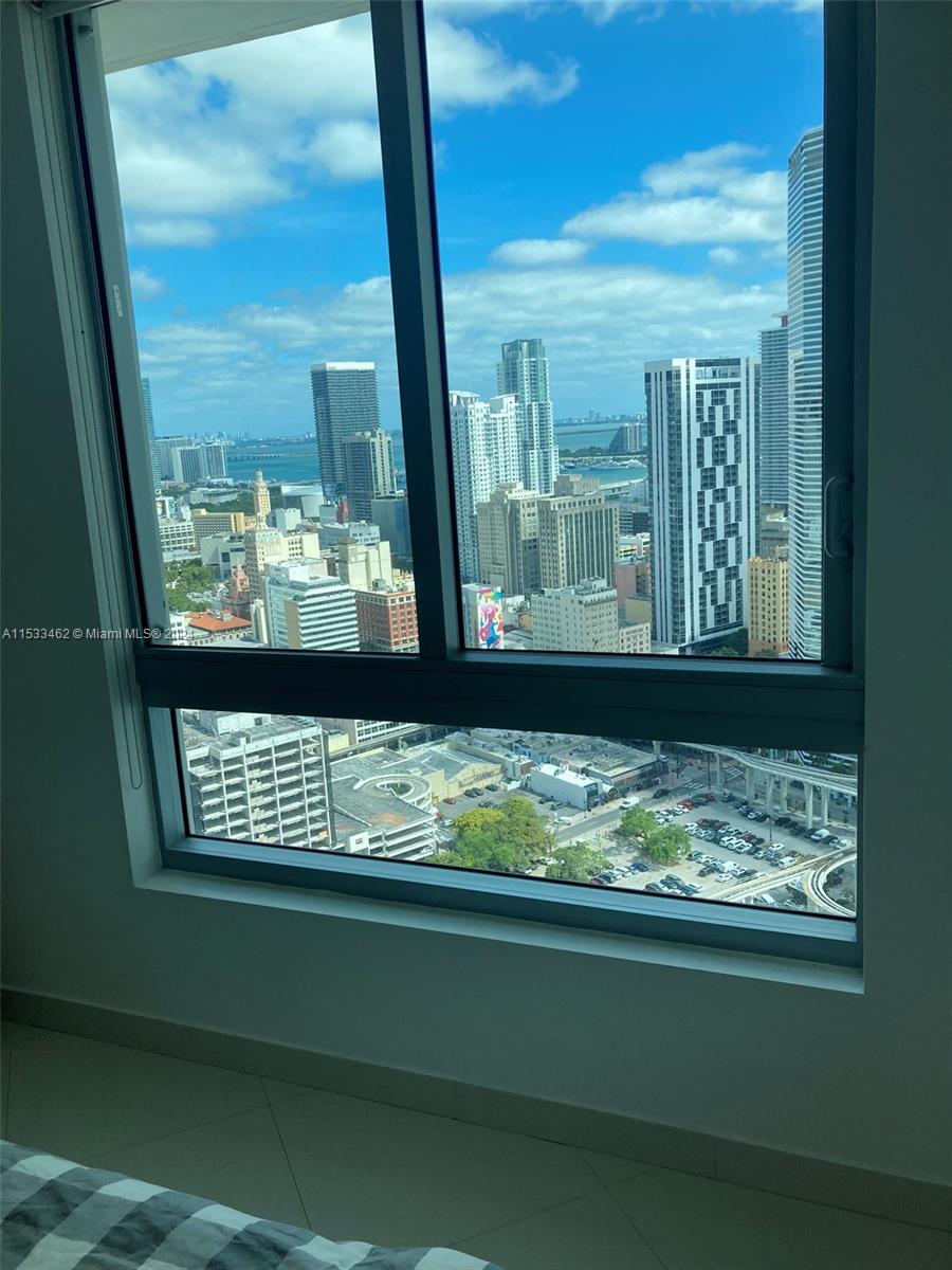 350 S Miami Ave Unit: 3907