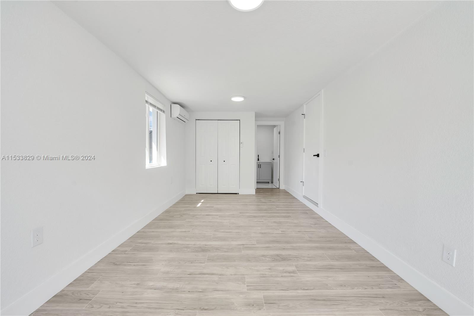 65 NW 124th St